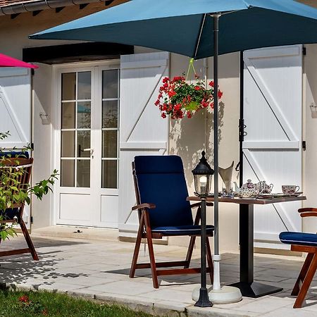 Domaine Du Bois Des Anges Bed & Breakfast Germigny-l'Eveque ภายนอก รูปภาพ