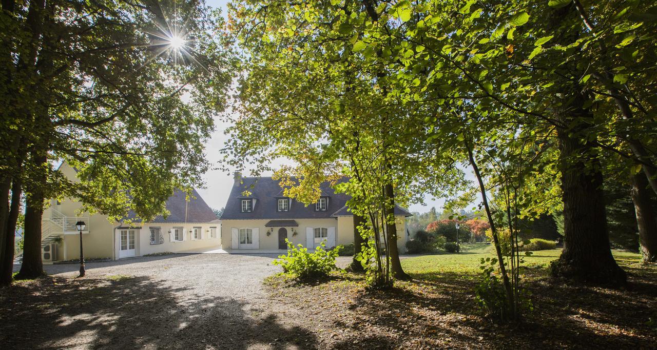 Domaine Du Bois Des Anges Bed & Breakfast Germigny-l'Eveque ภายนอก รูปภาพ