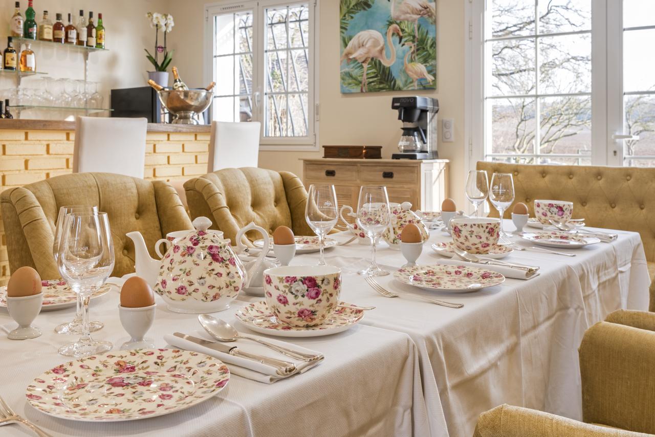 Domaine Du Bois Des Anges Bed & Breakfast Germigny-l'Eveque ภายนอก รูปภาพ