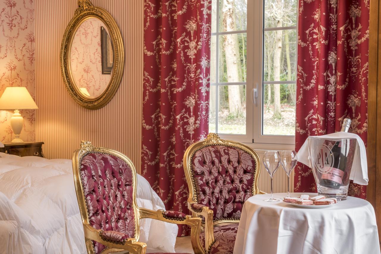 Domaine Du Bois Des Anges Bed & Breakfast Germigny-l'Eveque ภายนอก รูปภาพ