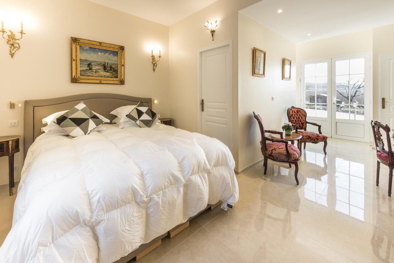 Domaine Du Bois Des Anges Bed & Breakfast Germigny-l'Eveque ภายนอก รูปภาพ