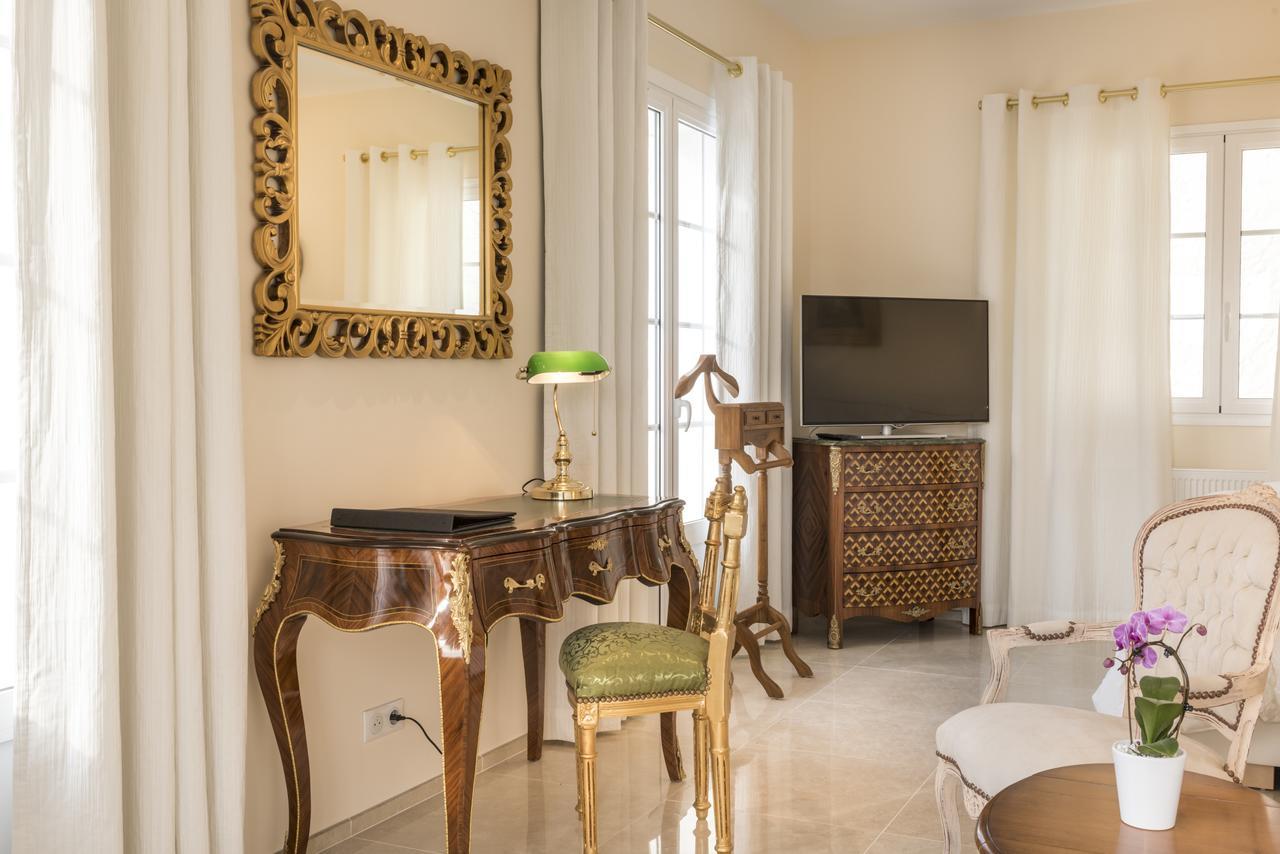 Domaine Du Bois Des Anges Bed & Breakfast Germigny-l'Eveque ภายนอก รูปภาพ