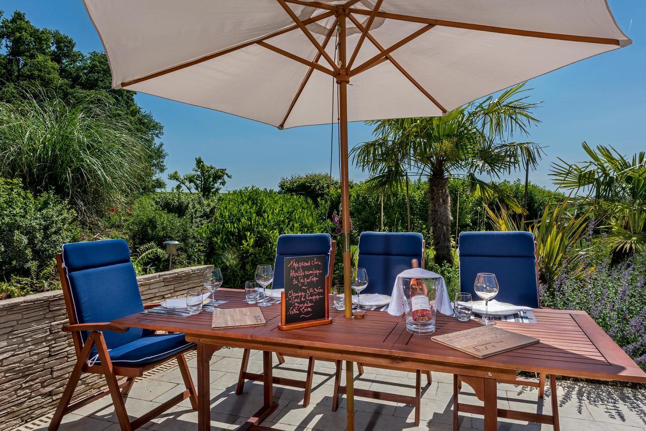 Domaine Du Bois Des Anges Bed & Breakfast Germigny-l'Eveque ภายนอก รูปภาพ