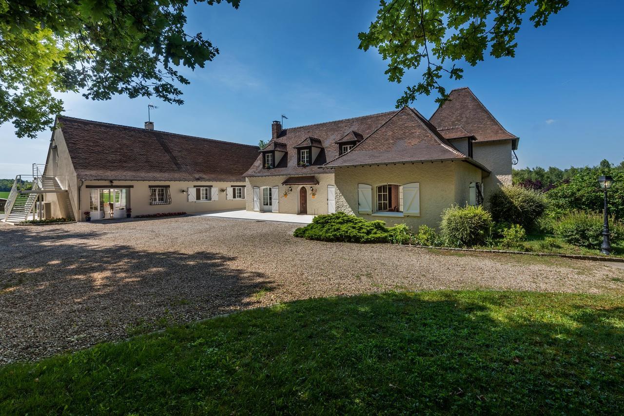 Domaine Du Bois Des Anges Bed & Breakfast Germigny-l'Eveque ภายนอก รูปภาพ