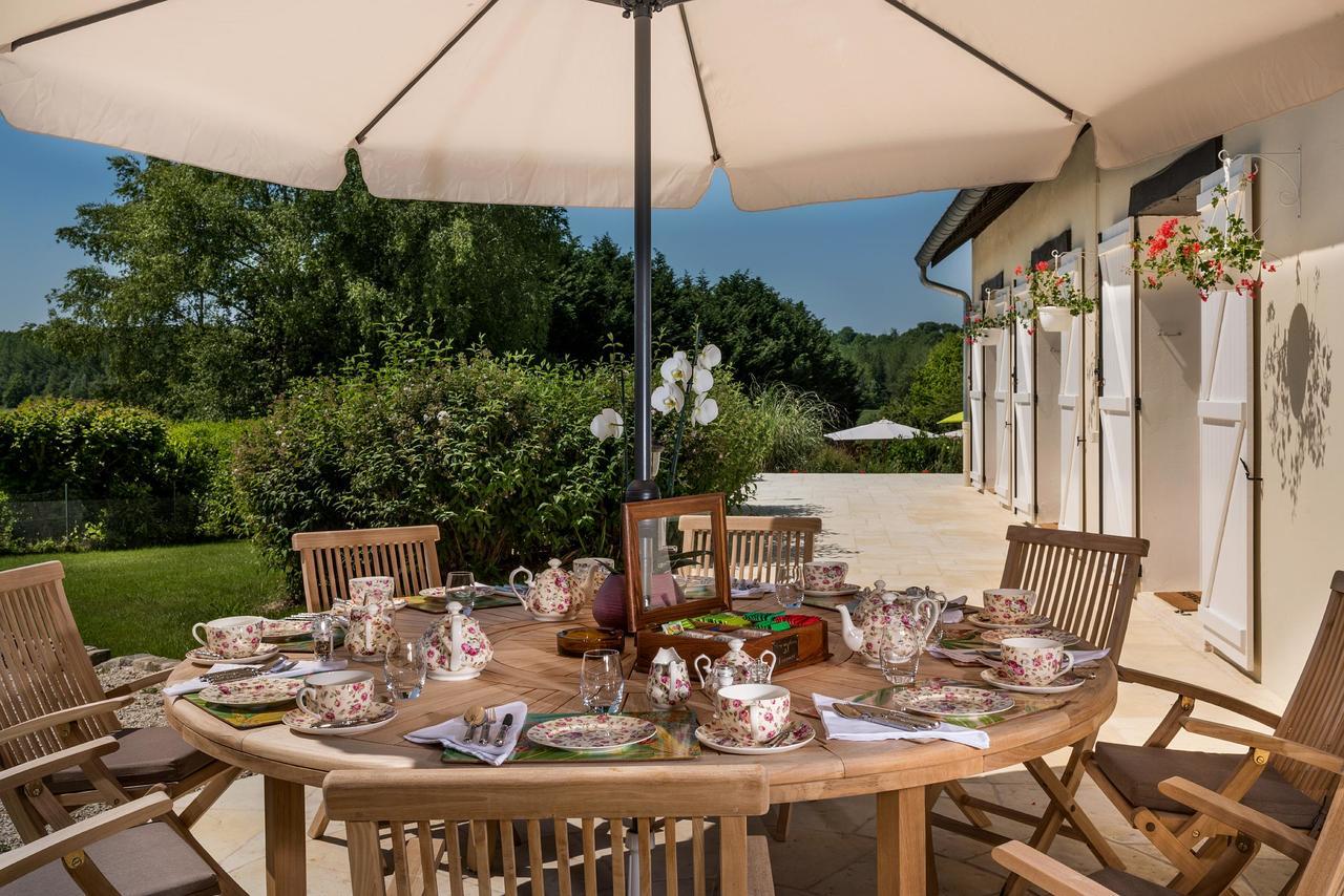 Domaine Du Bois Des Anges Bed & Breakfast Germigny-l'Eveque ภายนอก รูปภาพ