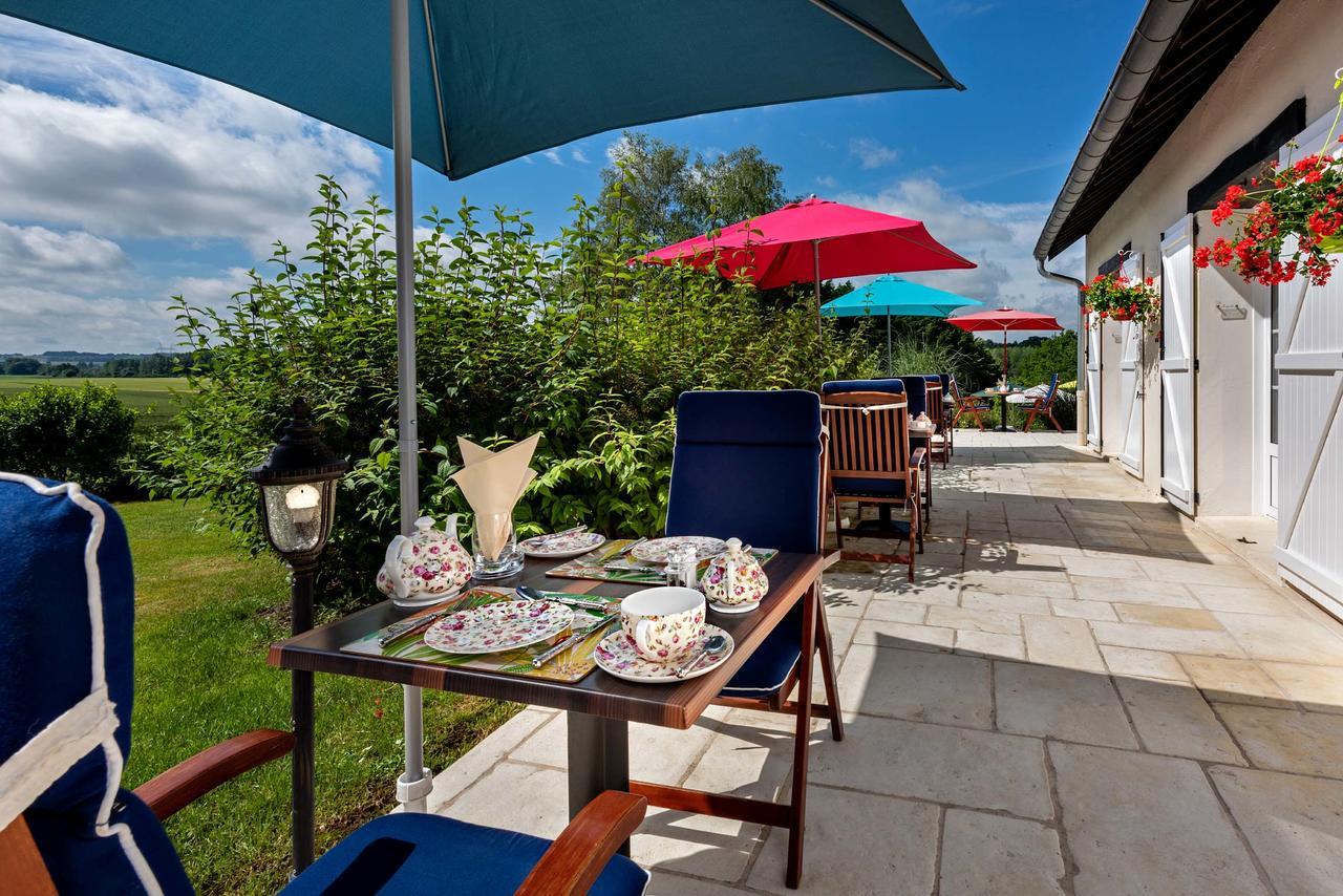 Domaine Du Bois Des Anges Bed & Breakfast Germigny-l'Eveque ภายนอก รูปภาพ