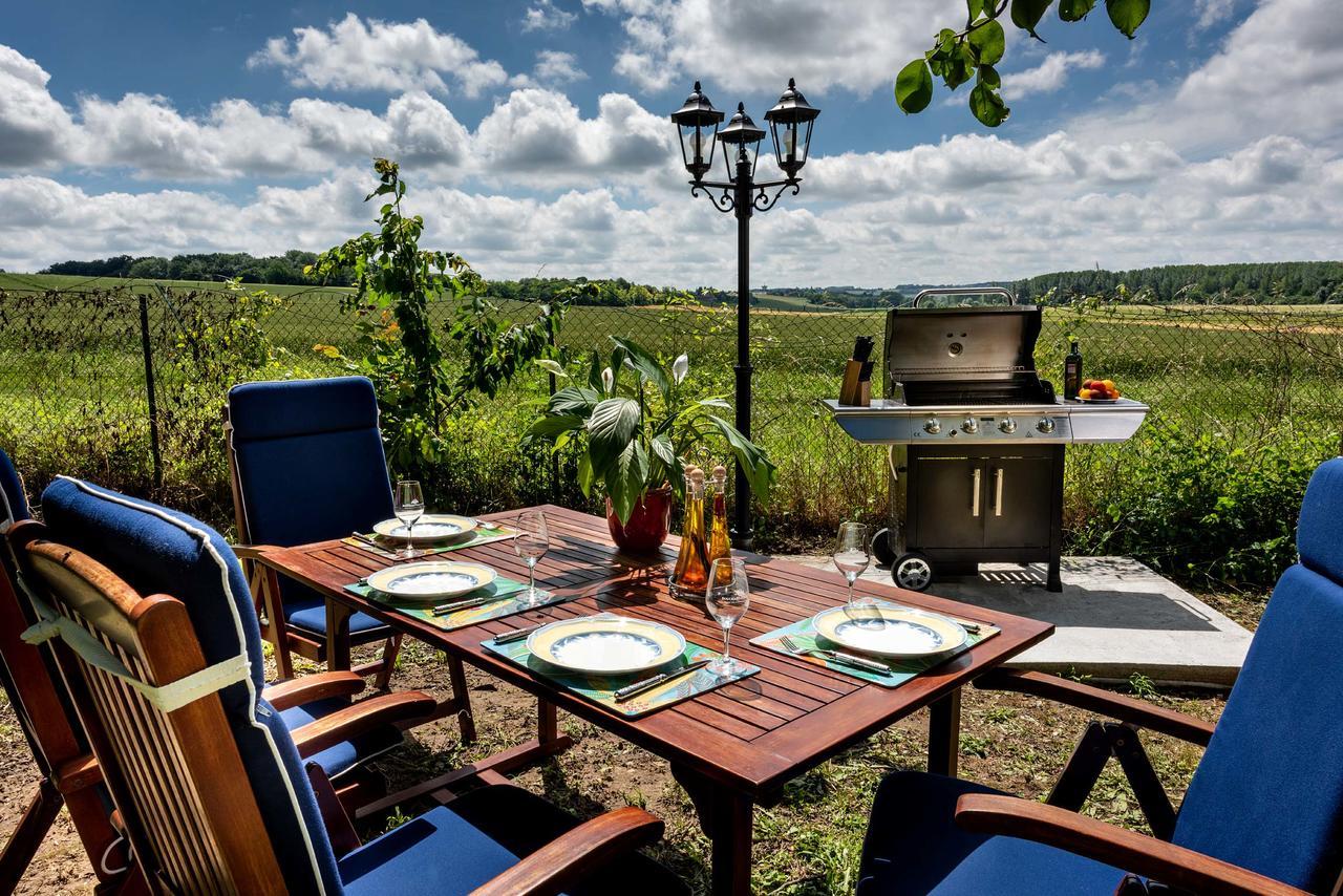 Domaine Du Bois Des Anges Bed & Breakfast Germigny-l'Eveque ภายนอก รูปภาพ